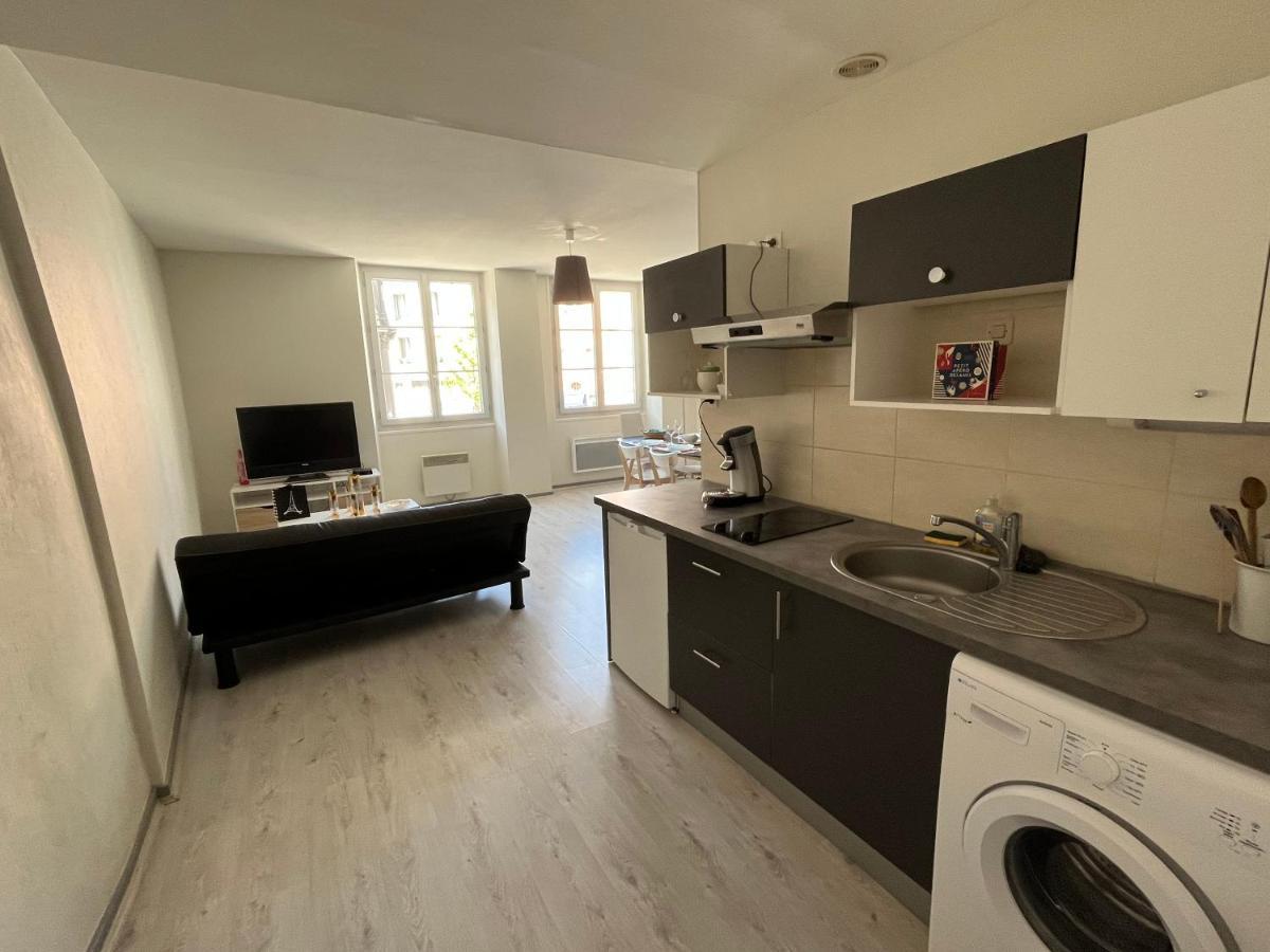 Le Puy-en-Velay Appartement F2 Au Plein Centre Du Puy-En-Velay מראה חיצוני תמונה